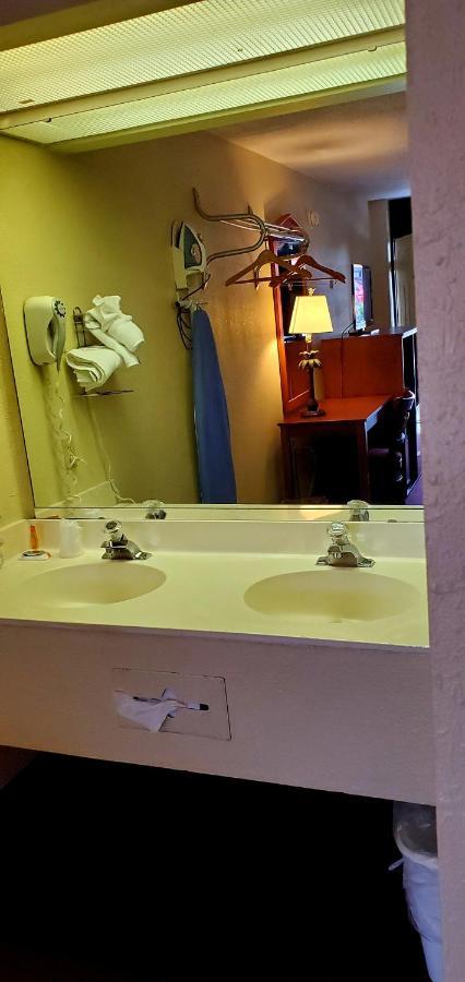 Conway Express Inn Luaran gambar